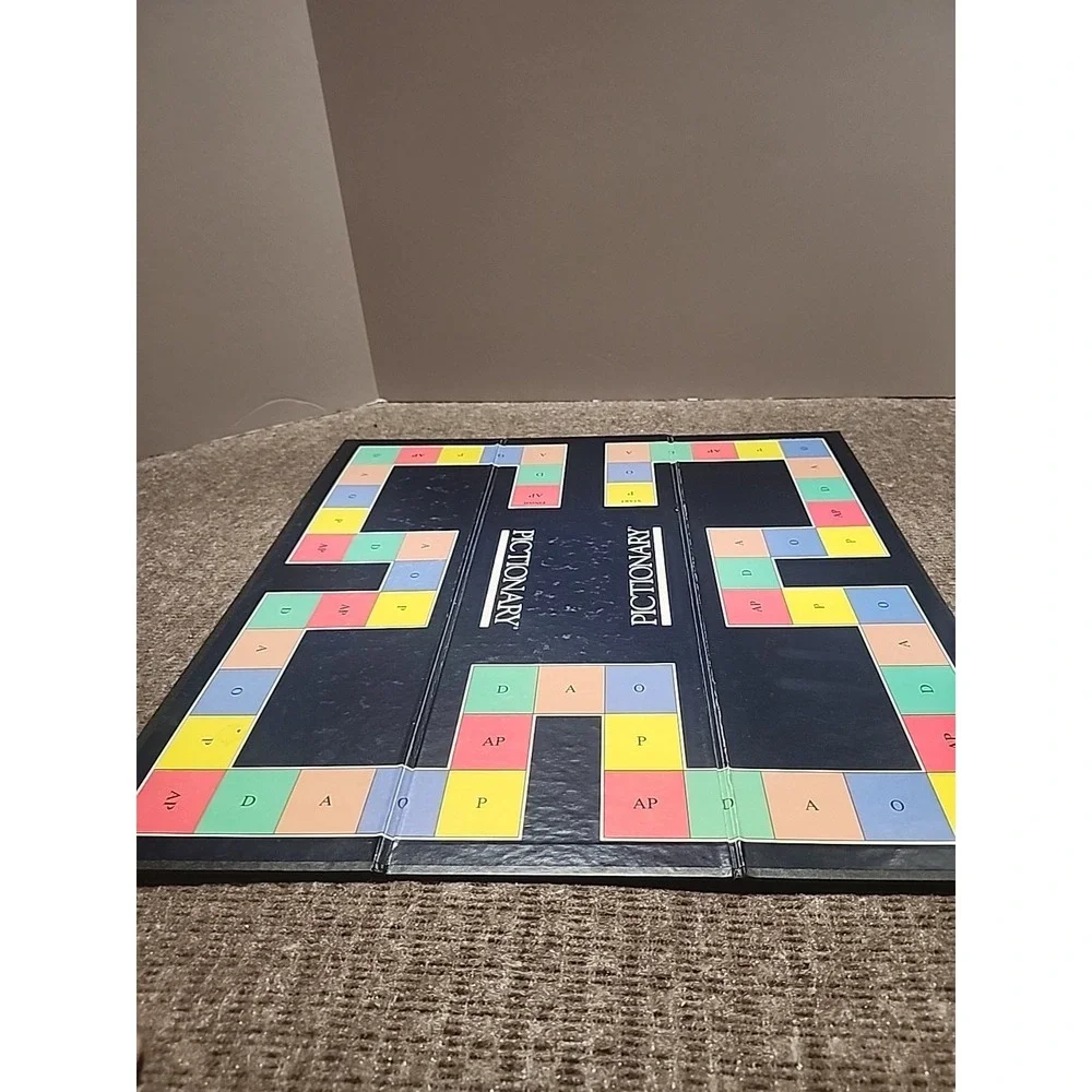 Pictionary Game of Quick Draw First Edition 1985 Missing 2 Dice